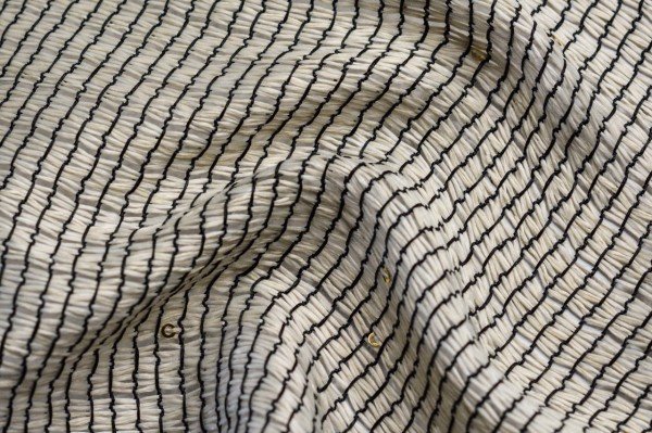 СВЕТЯЩИЙСЯ 01