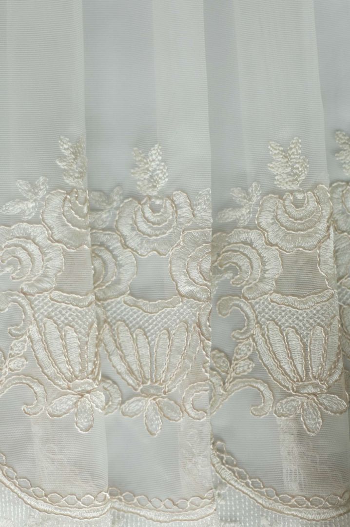 ROYAL ROYAL 02